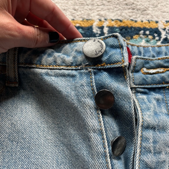 Signature8 Jean Shorts - Picture 3 of 5